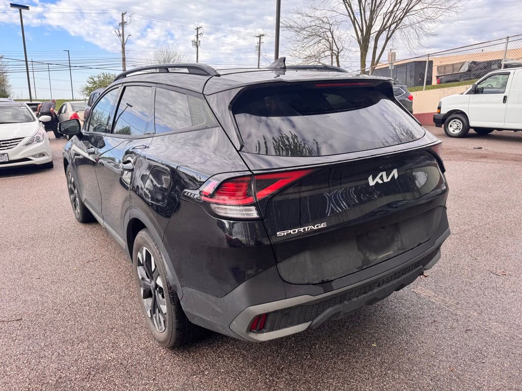 Used 2023 Kia Sportage X-Line w/ X-Line Premium Package image 3