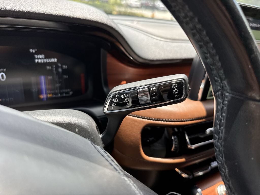 Used 2020 Lincoln Aviator Reserve RWD image 55