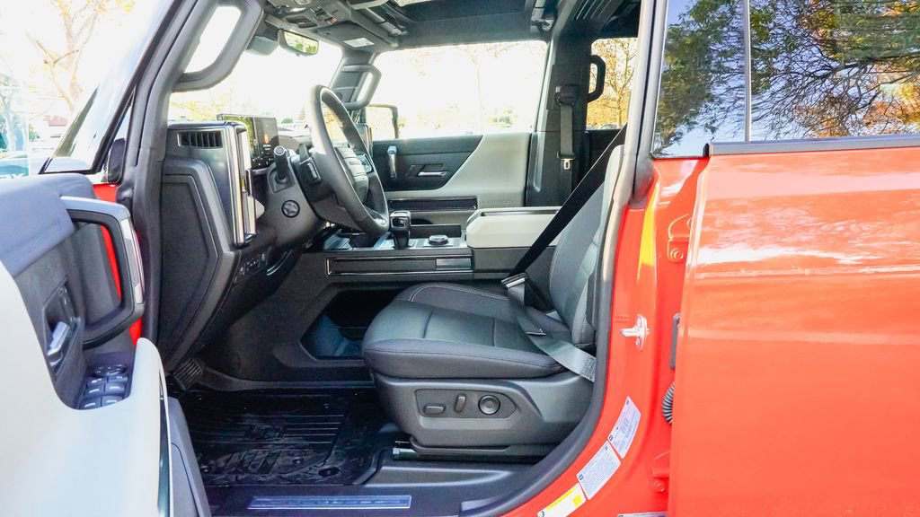 Used 2026 GMC Hummer EV SUV image 16