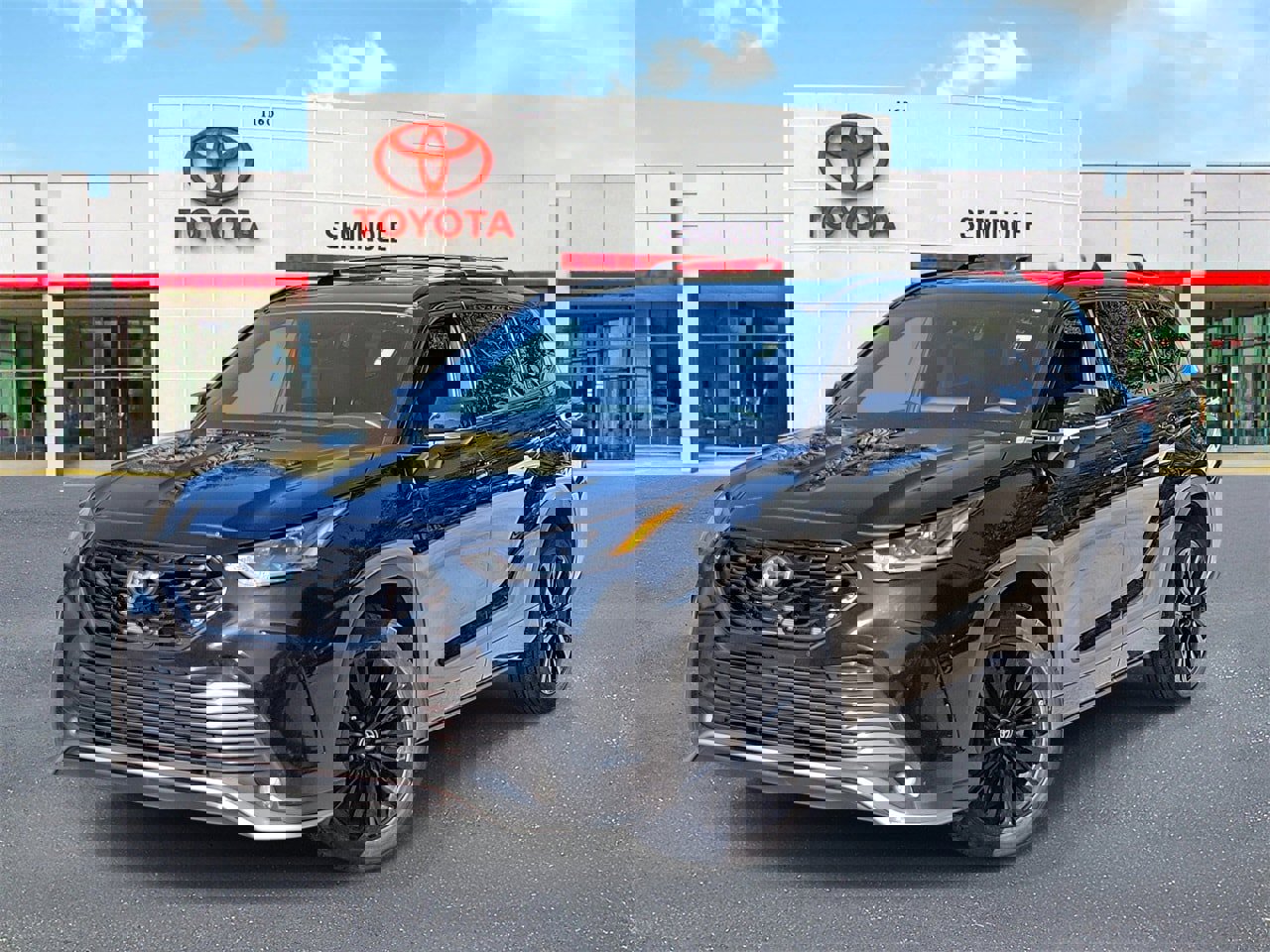 Used 2024 Toyota Highlander XSE