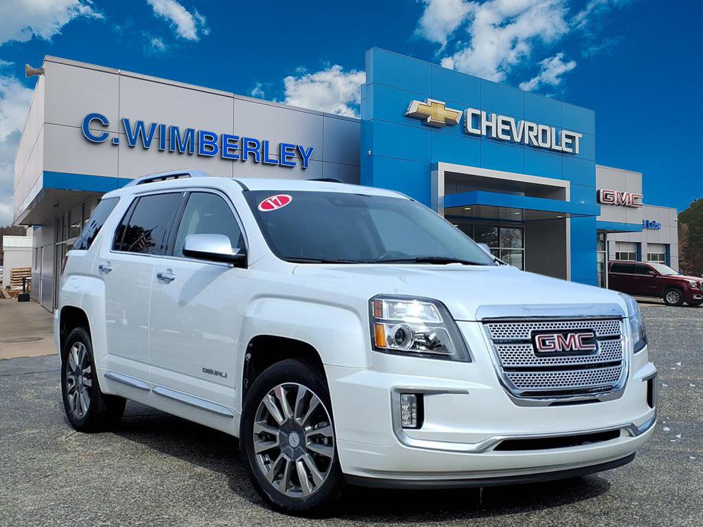Used 2017 GMC Terrain Denali image 1