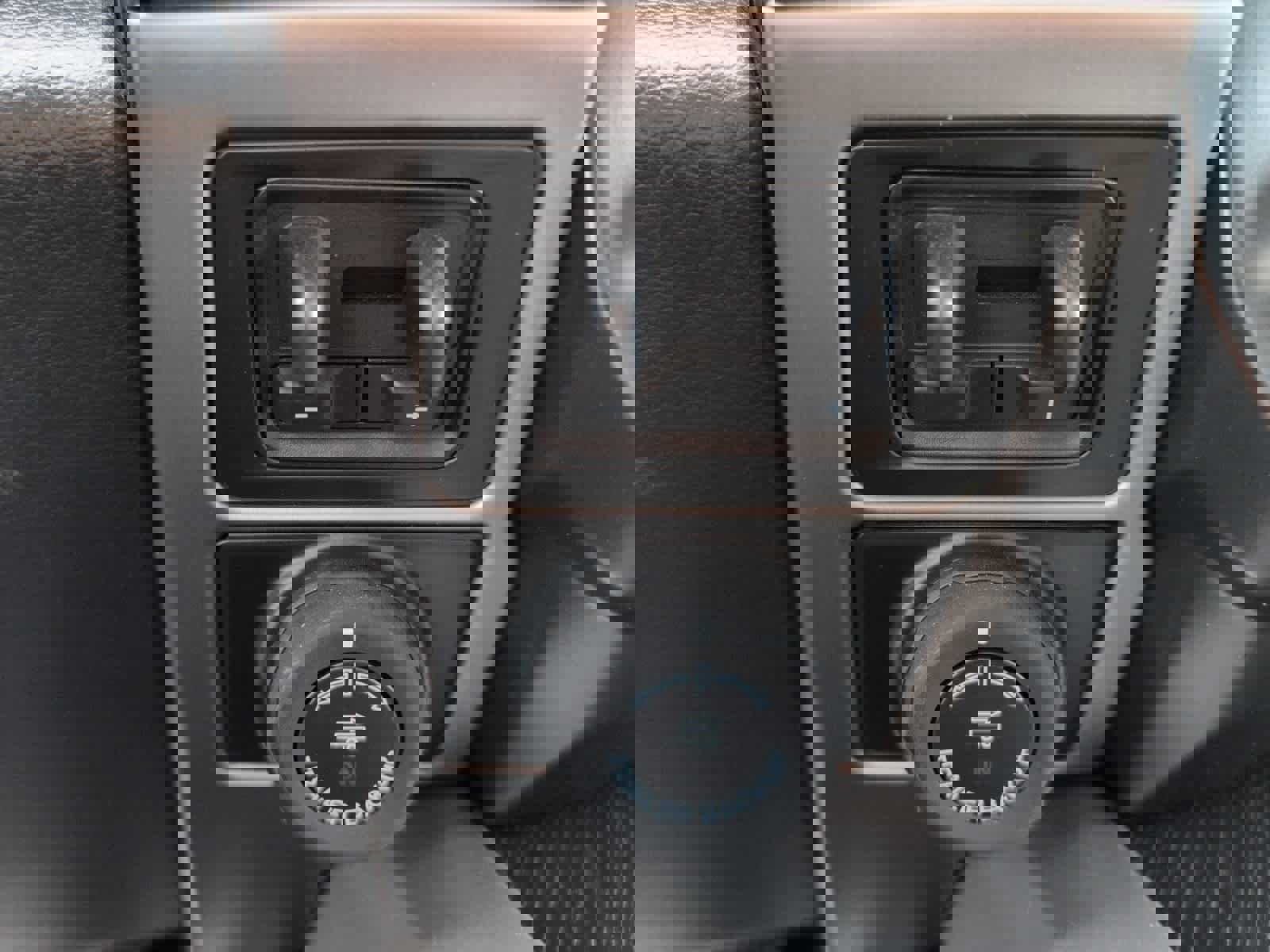 Used 2022 Ford F250 Platinum w/ Tremor Off-Road Package image 23