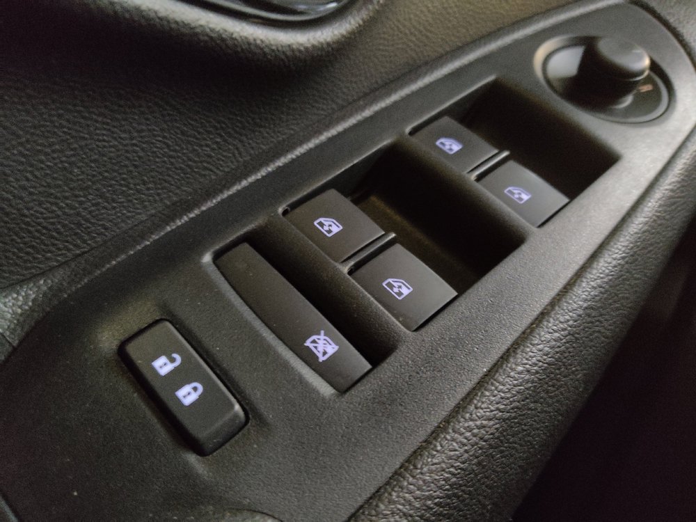 Used 2020 Chevrolet Trax LS w/ Tint and Cruise Package FWD image 27