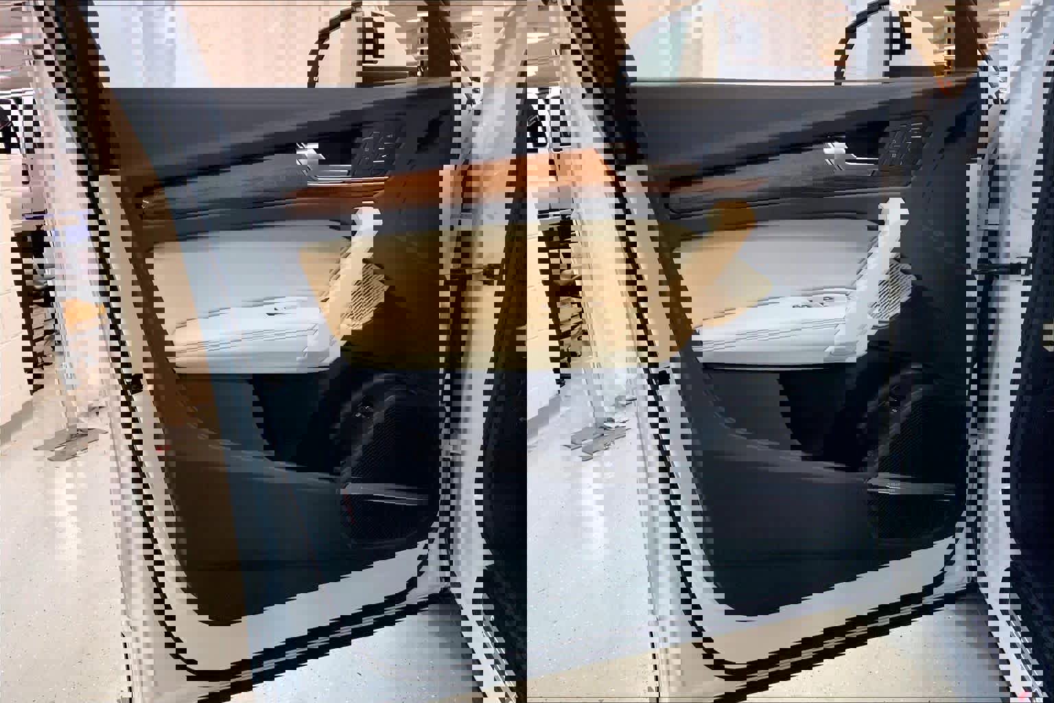 Used 2022 Audi Q5 e Premium Plus image 21