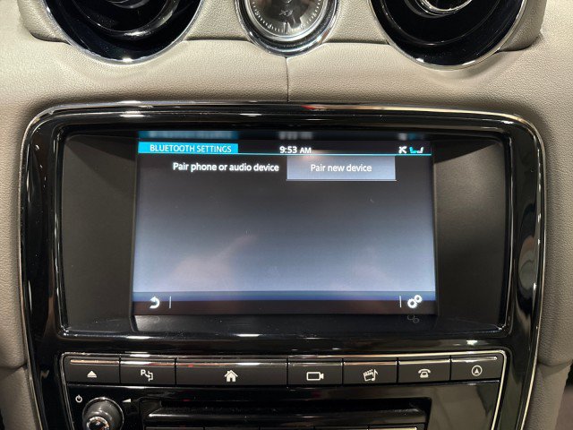 Used 2016 Jaguar XJ R-Sport RWD image 82