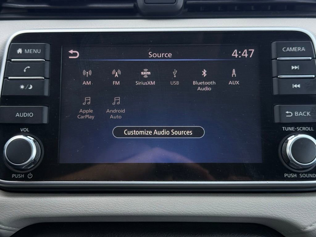 Used 2021 Nissan Versa SV image 29