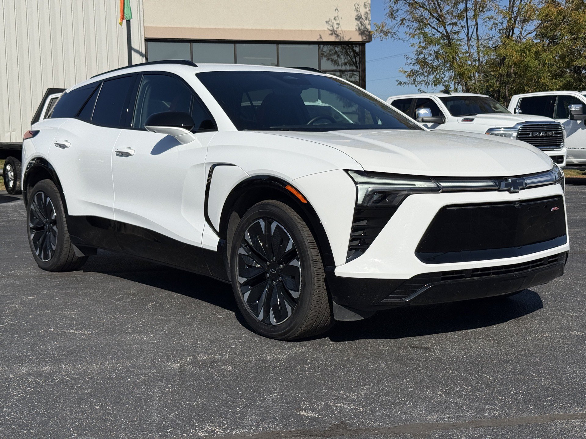Used 2024 Chevrolet Blazer EV RS AWD/4WD image 2