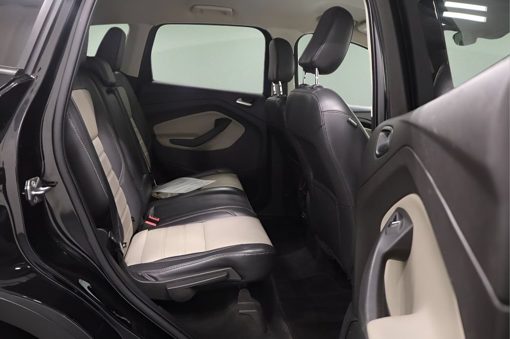 Used 2019 Ford Escape SEL AWD/4WD image 23