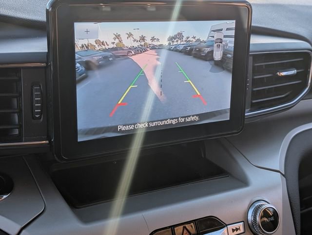 Used 2022 Ford Explorer XLT w/ Equipment Group 202A image 17