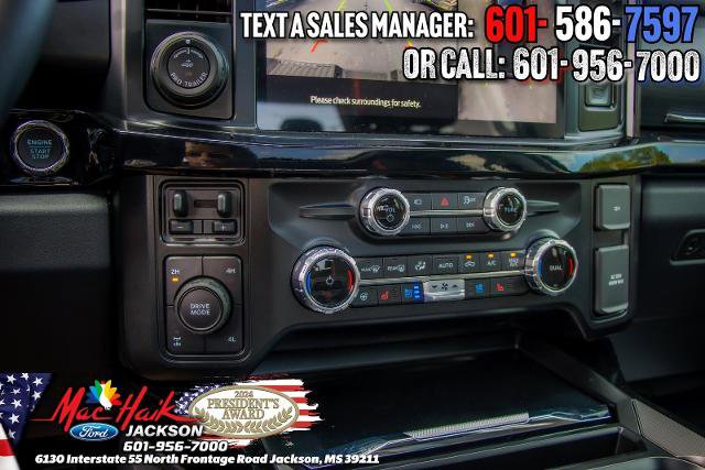 New 2026 Ford F250 Lariat w/ Black Appearance Package image 26