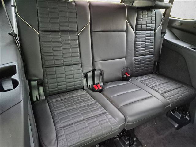 Used 2023 Cadillac Escalade Sport Platinum w/ LPO, ONYX Package AWD/4WD image 19