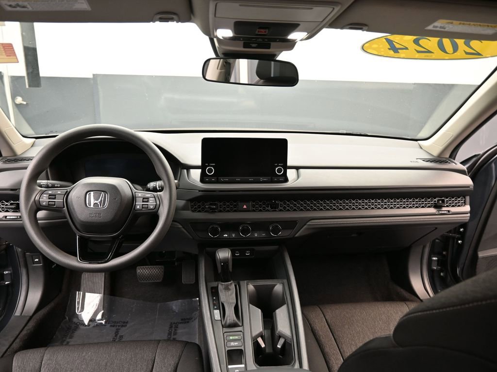 Used 2024 Honda Accord LX image 9