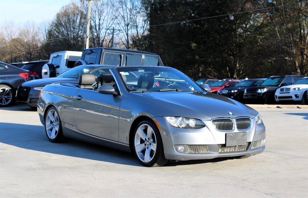Used 2008 BMW 335i Convertible image 16