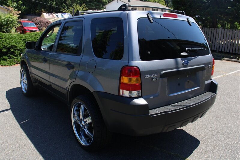 Used 2007 Ford Escape XLT AWD/4WD image 4