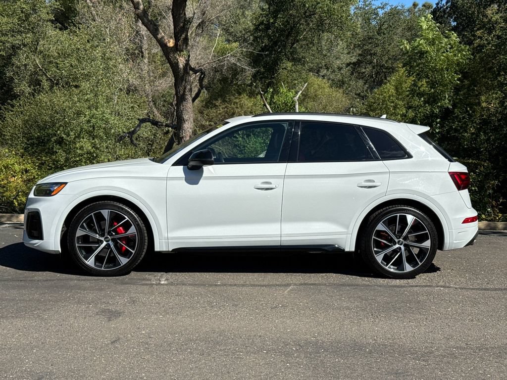 Used 2024 Audi SQ5 Premium Plus w/ Premium Plus Package AWD/4WD image 8