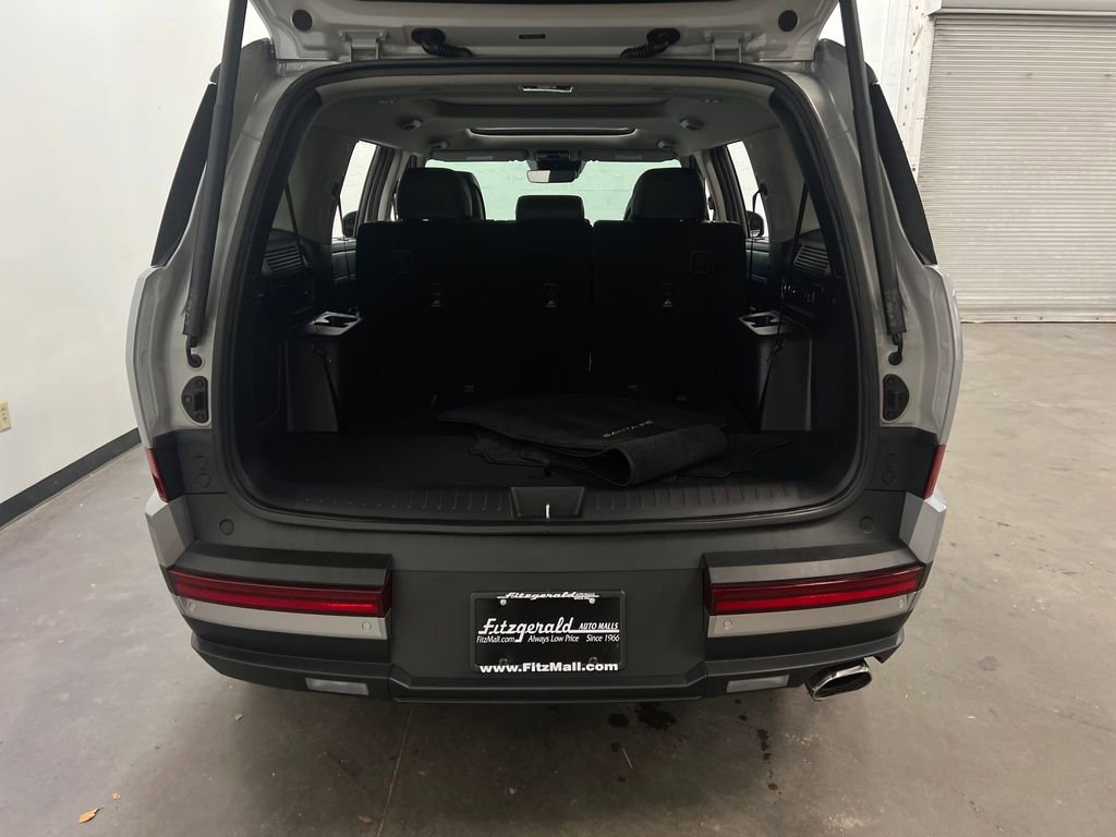 Used 2024 Hyundai Santa Fe Limited image 25