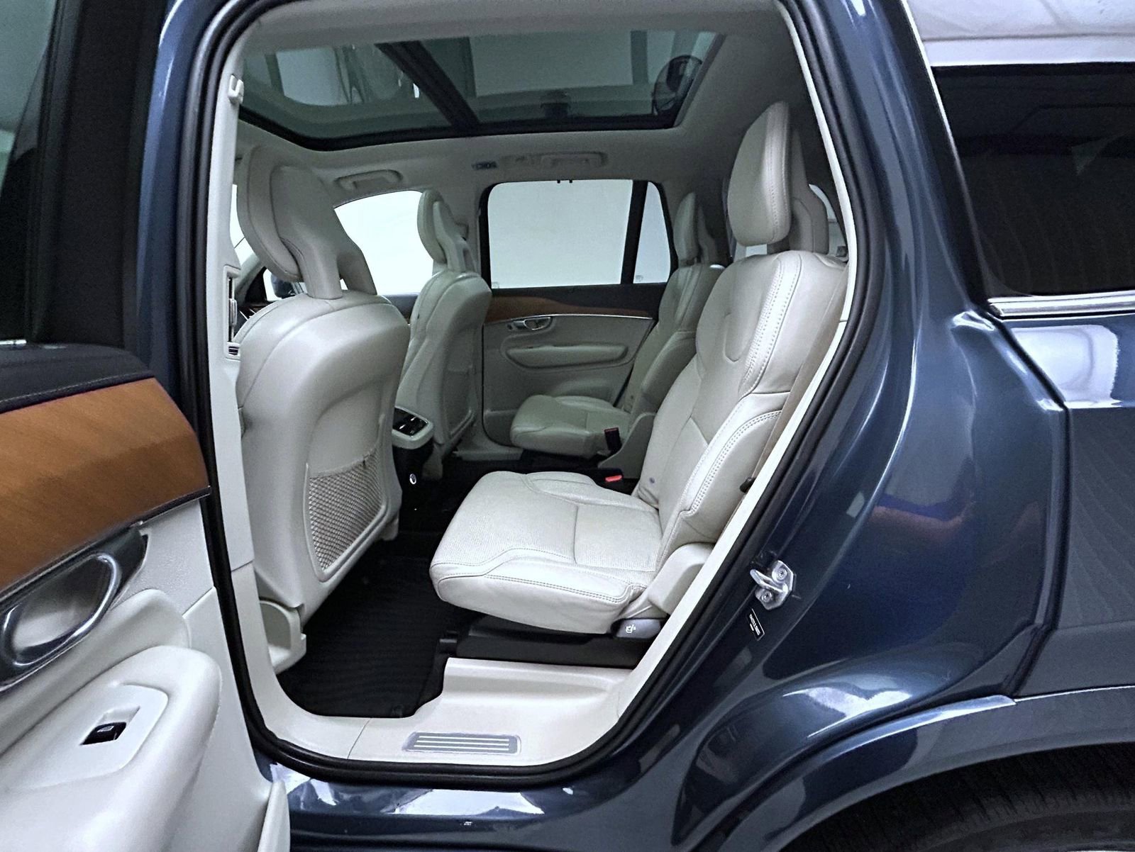 Used 2020 Volvo XC90 T6 Inscription w/ Protection Package Premier AWD/4WD image 20