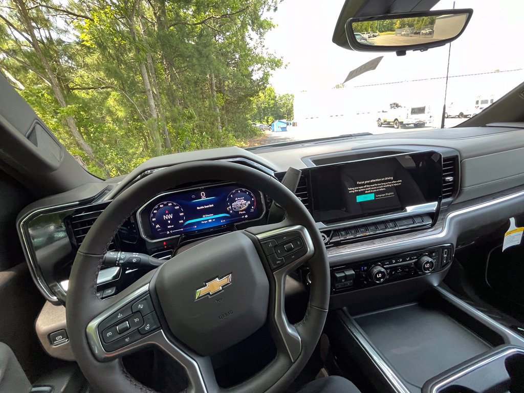 New 2026 Chevrolet Silverado 3500 LTZ w/ LTZ Premium Package AWD/4WD image 20