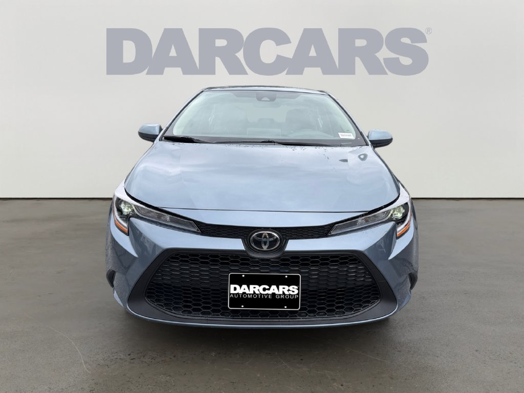 Used 2021 Toyota Corolla LE w/ Carpet Mat Package (TMS) FWD image 2