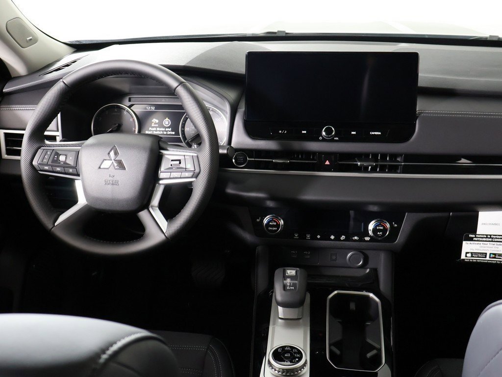 New 2025 Mitsubishi Outlander Trail Edition image 37