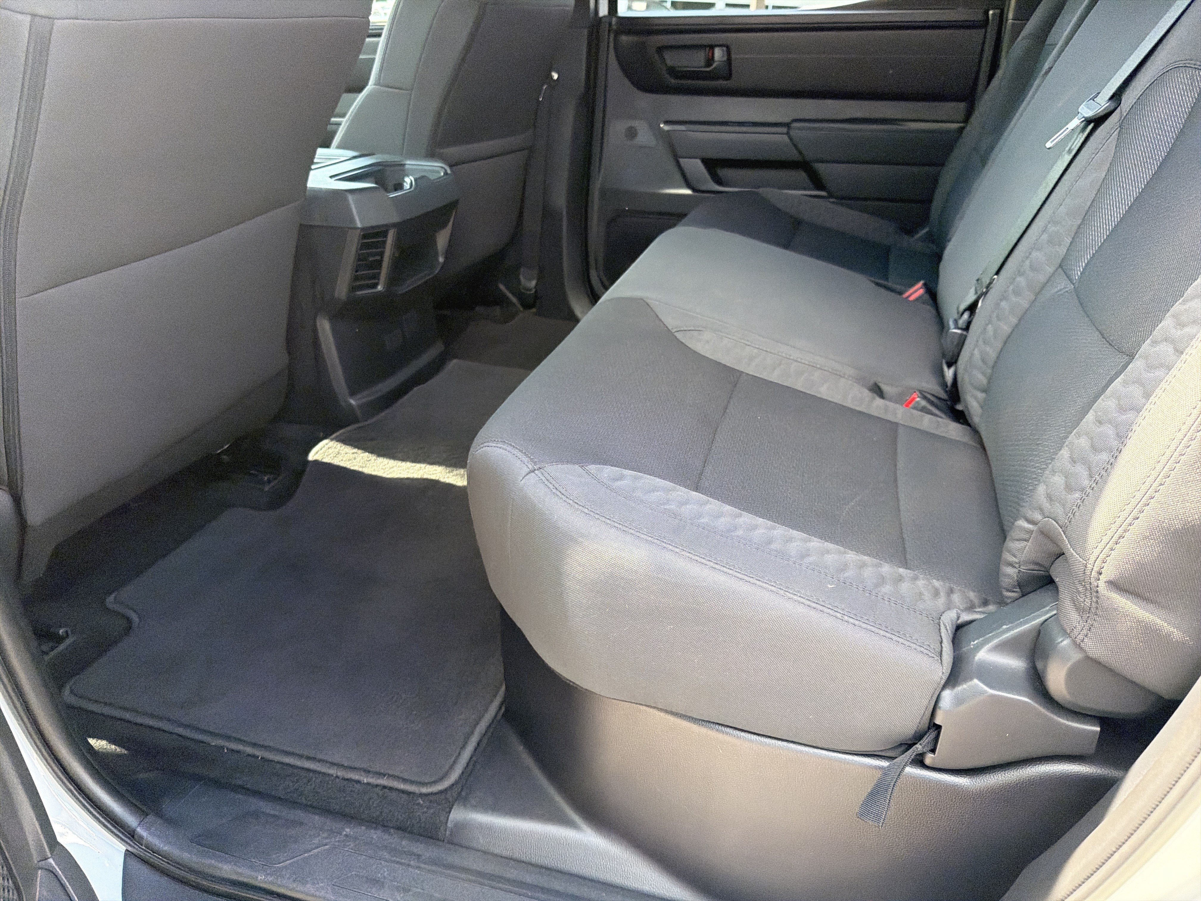 Certified 2025 Toyota Tundra SR AWD/4WD image 31
