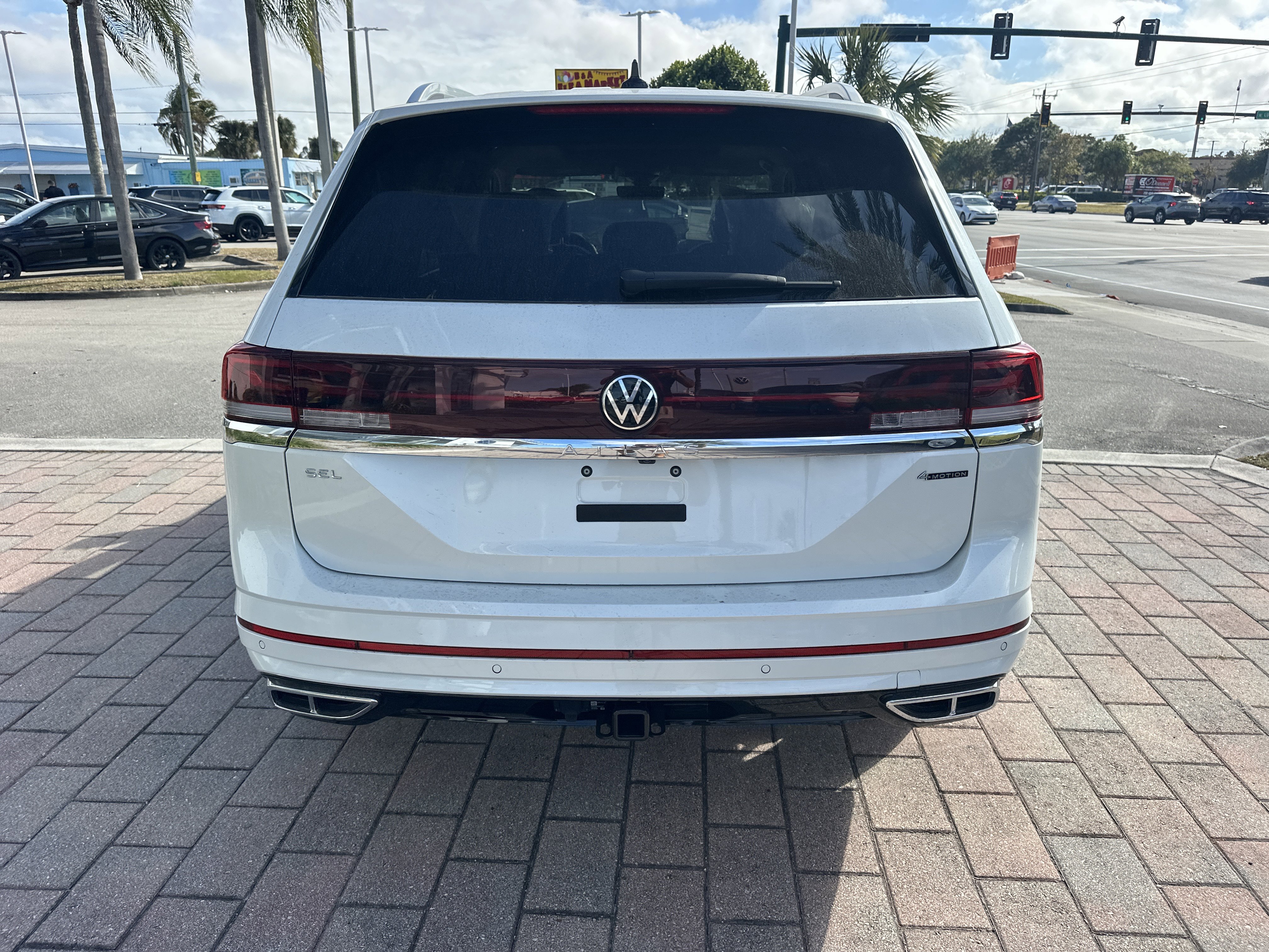 New 2026 Volkswagen Atlas SEL Premium R-Line AWD/4WD image 7