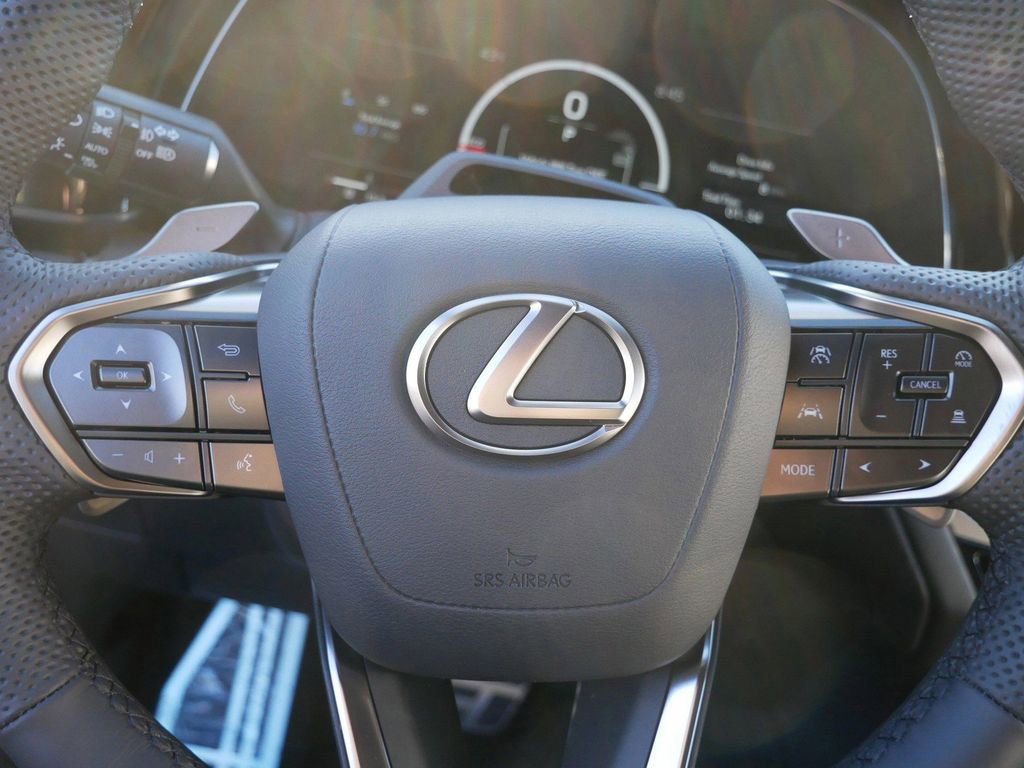 New 2026 Lexus TX 500h AWD image 14