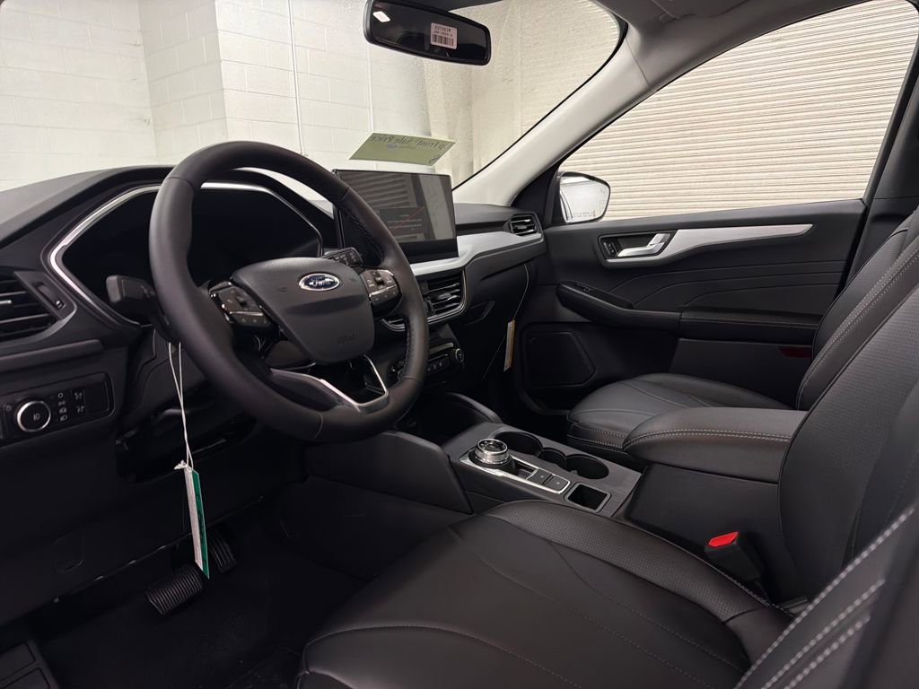 New 2026 Ford Escape Platinum w/ Premium Technology Package image 6