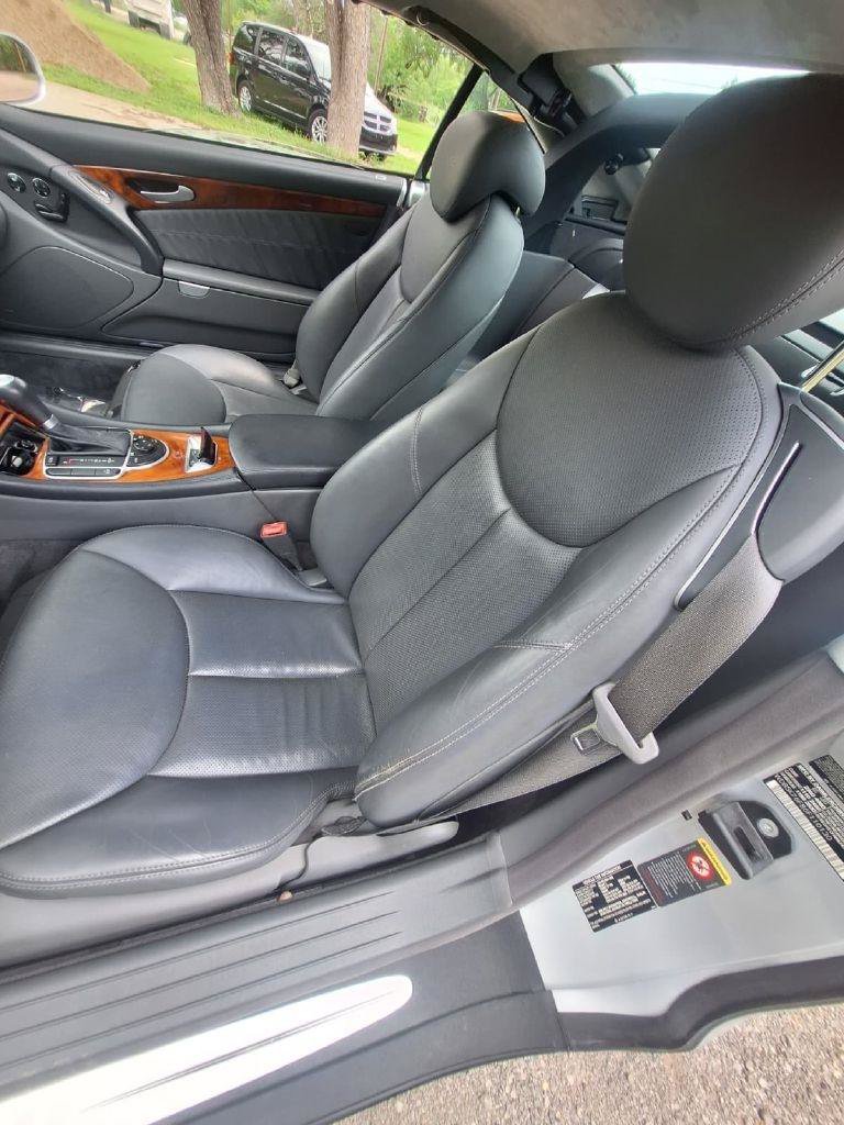 Used 2006 Mercedes-Benz SL 600 image 3