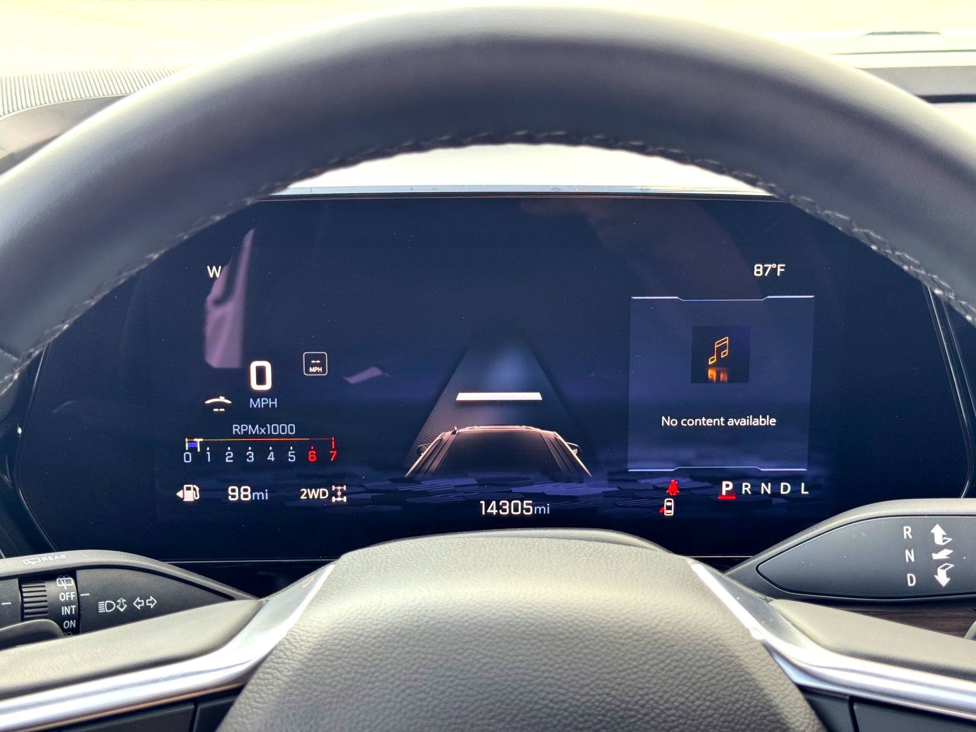 Used 2025 Chevrolet Tahoe LT w/ Comfort Package image 28