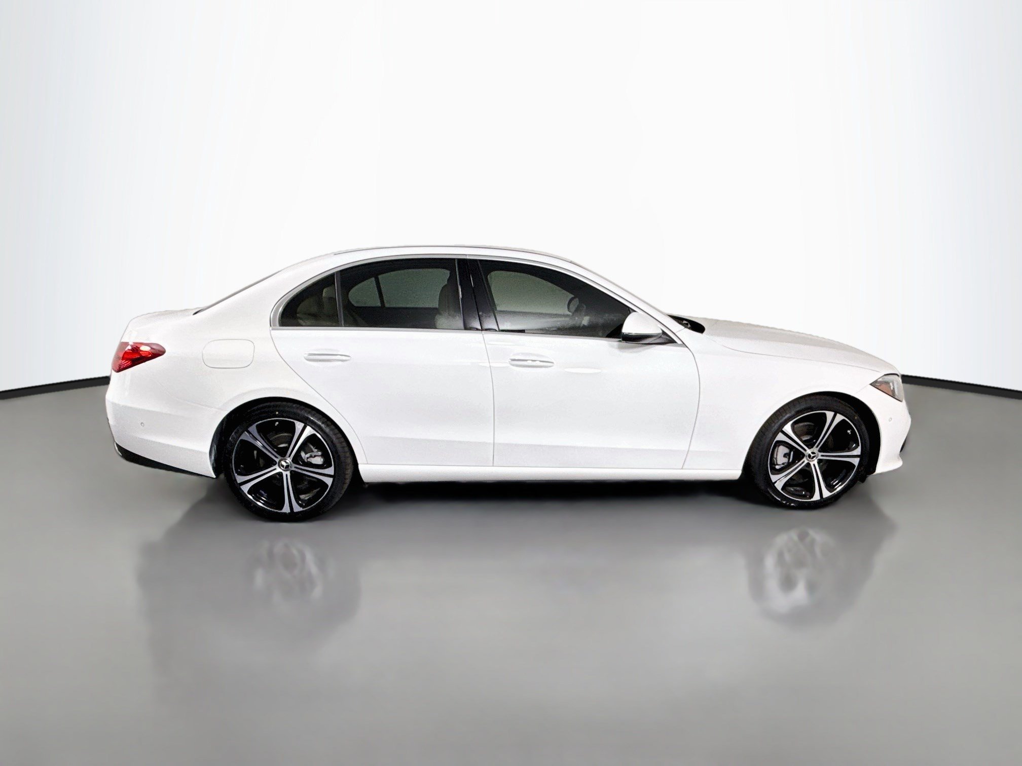 Used 2024 Mercedes-Benz C 300 Sedan image 11
