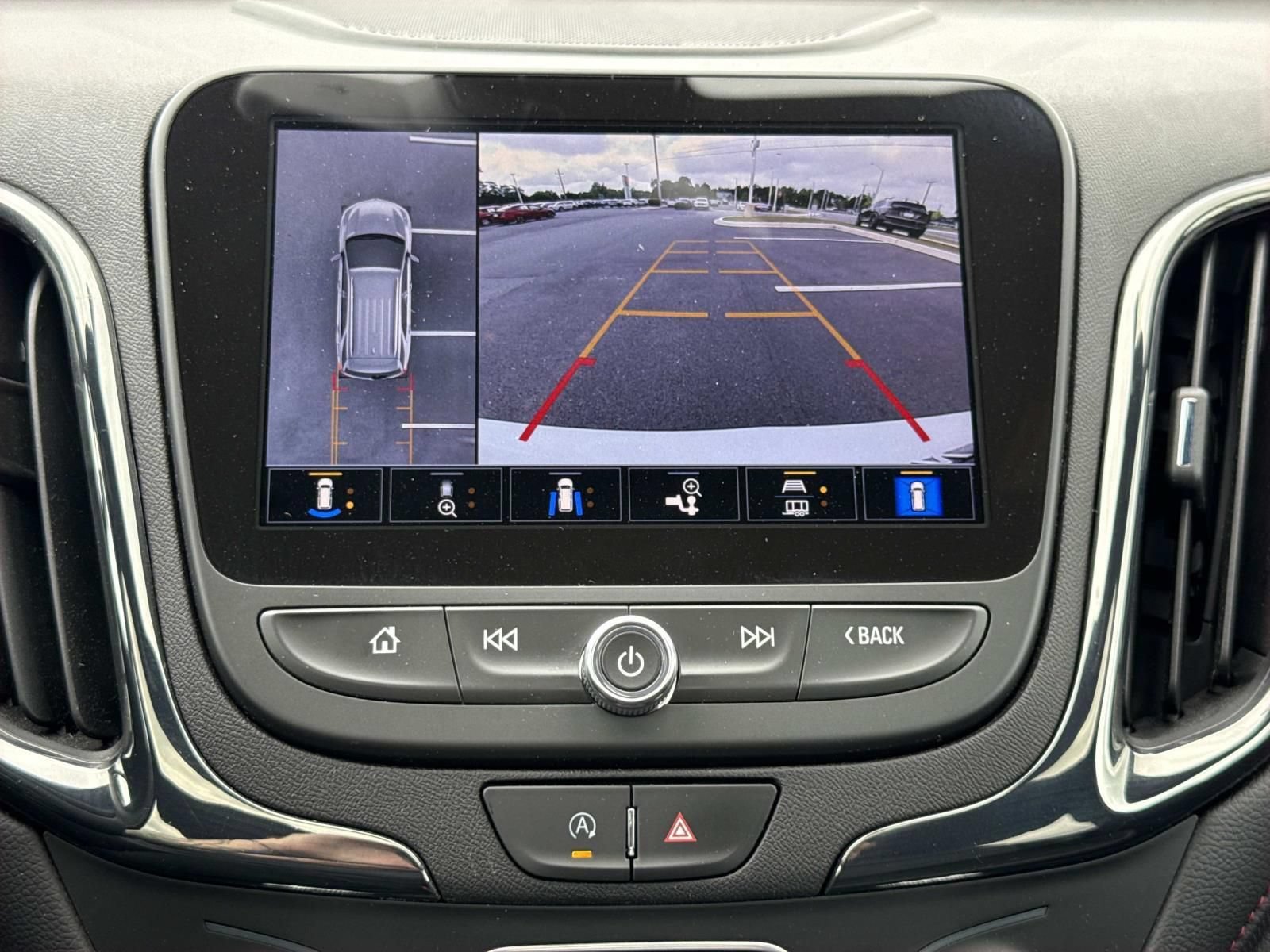 Used 2024 Chevrolet Equinox RS w/ RS Leather Package AWD/4WD image 11