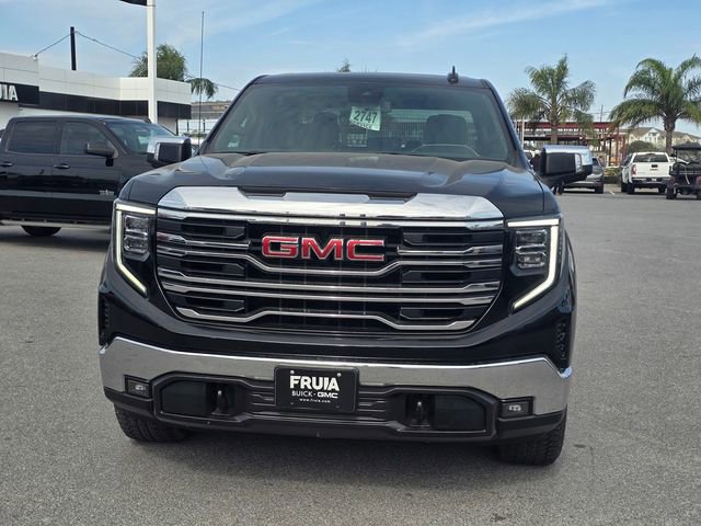 Used 2023 GMC Sierra 1500 SLT w/ SLT Premium Package image 3