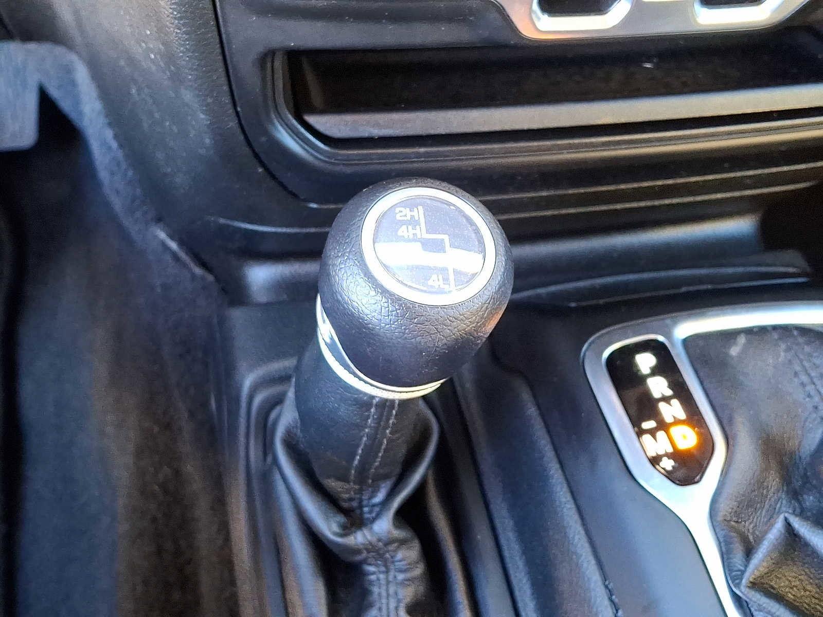 Used 2022 Jeep Wrangler Unlimited Sport image 23