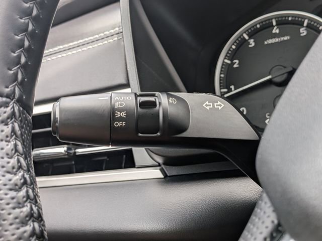 Used 2024 Mitsubishi Outlander SE FWD image 29