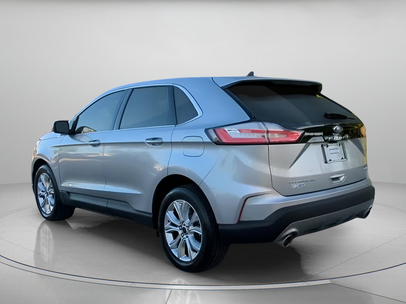 Certified 2023 Ford Edge Titanium image 21