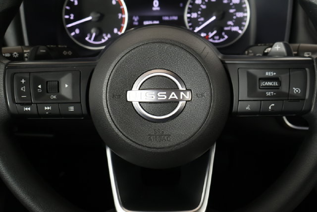Used 2024 Nissan Rogue S AWD/4WD image 24