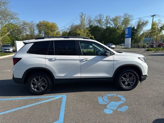 Used 2024 Honda Passport TrailSport image 9