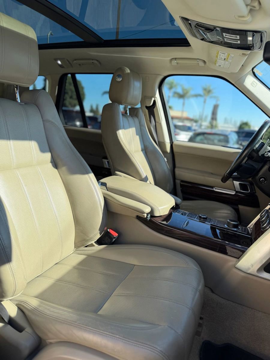 Used 2015 Land Rover Range Rover HSE image 7