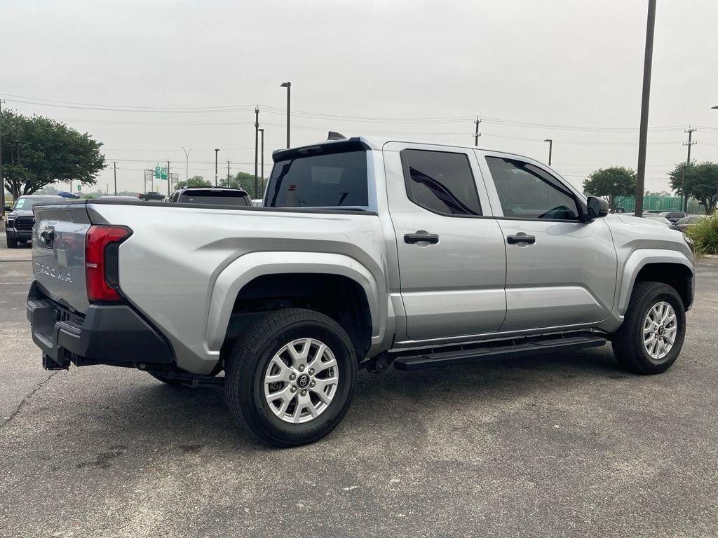 Certified 2025 Toyota Tacoma SR RWD image 5