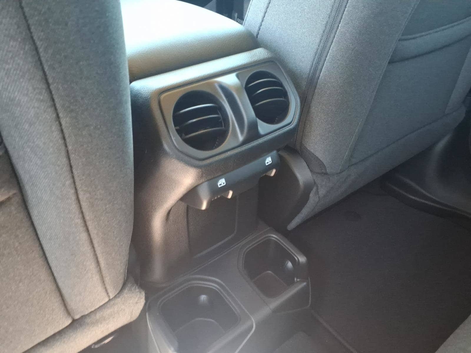 New 2026 Jeep Gladiator Sport AWD/4WD image 8