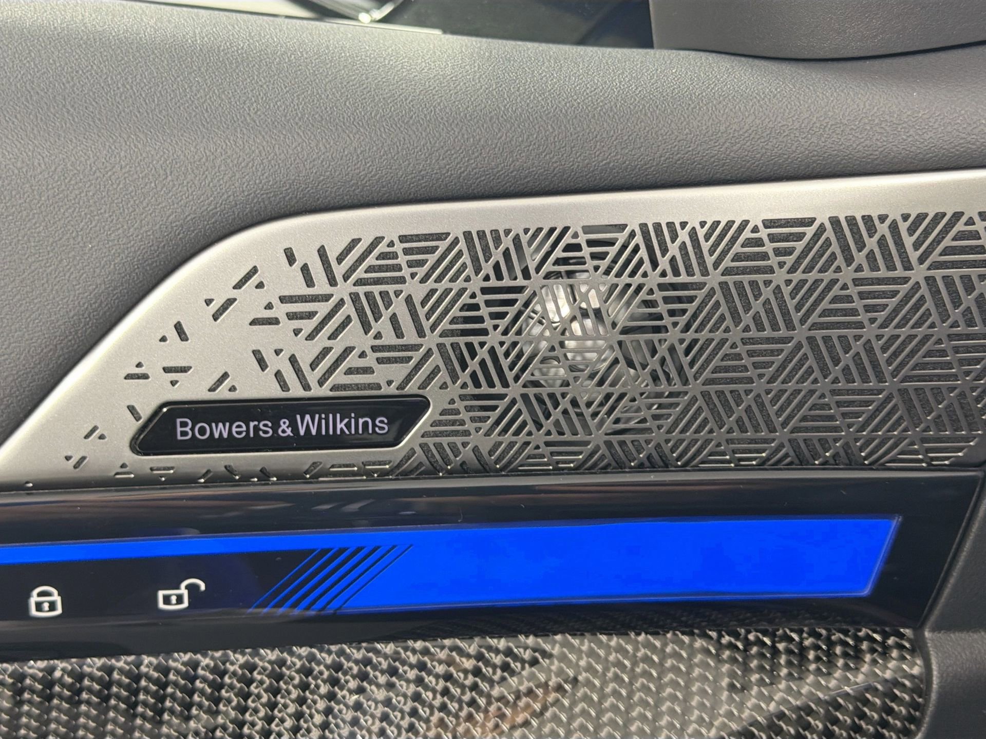 New 2026 BMW M5 w/ Executive Package image 18