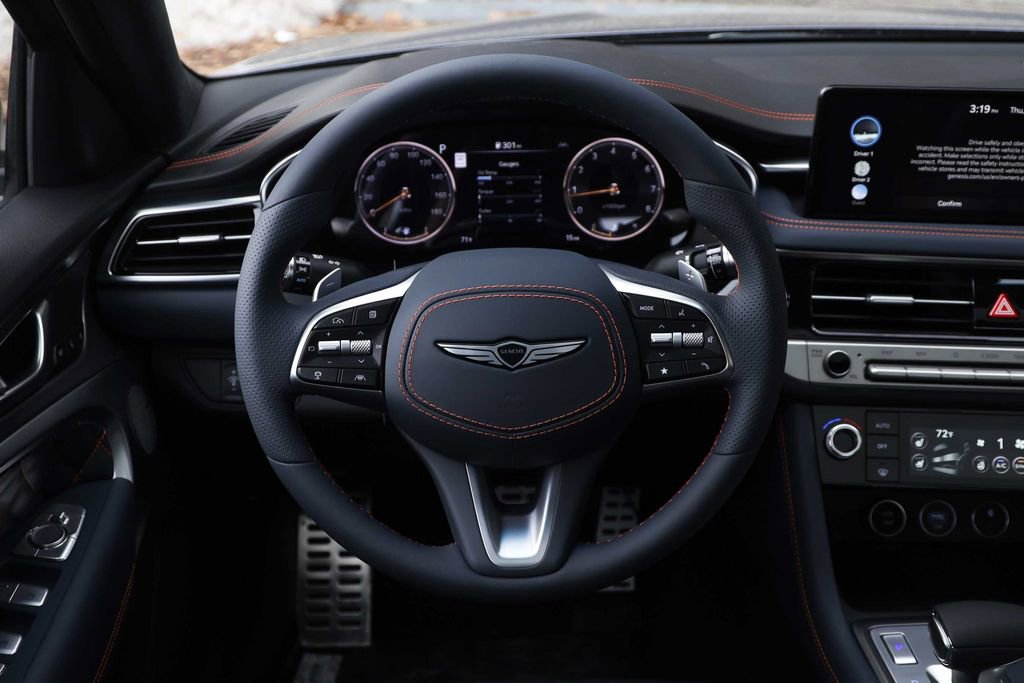 New 2026 Genesis G70 3.3T Prestige image 11