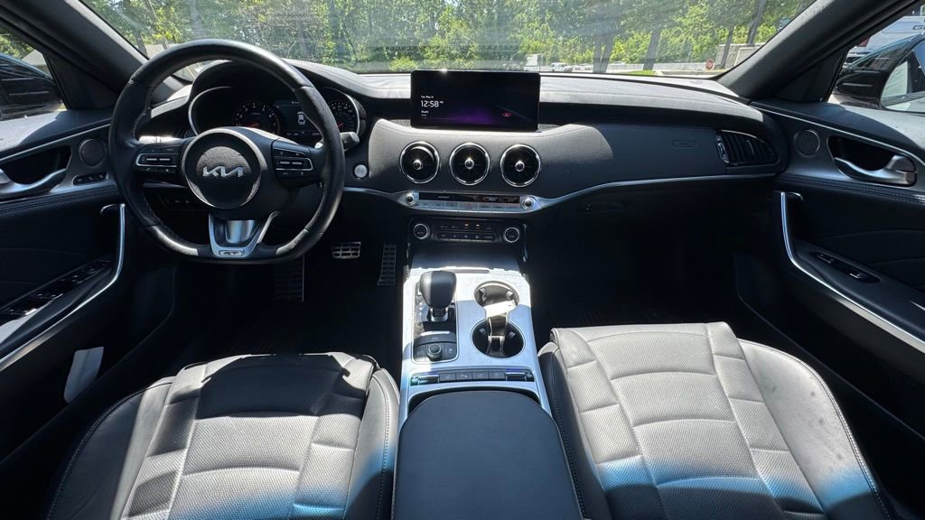 Used 2023 Kia Stinger GT2 AWD/4WD image 10