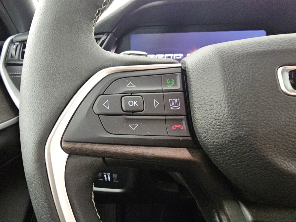 New 2026 Jeep Grand Cherokee Altitude image 23