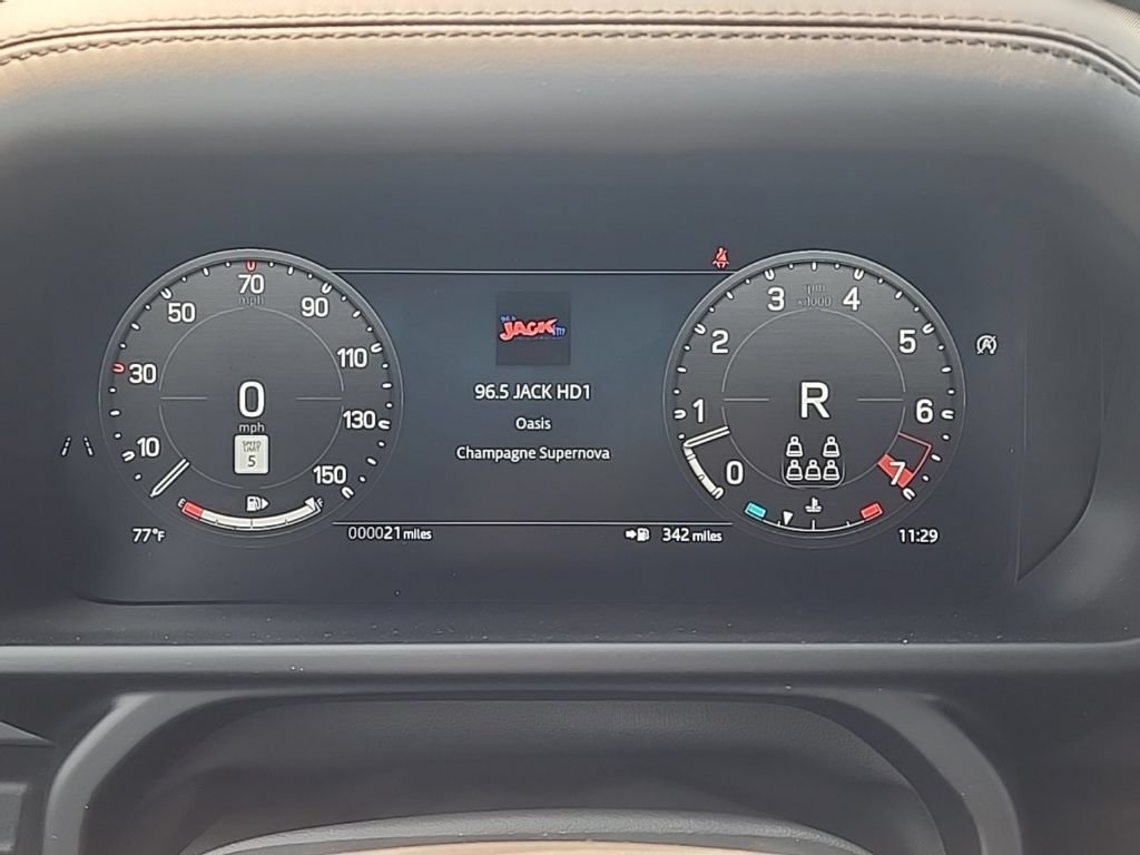 New 2026 Land Rover Defender 130 X-Dynamic SE AWD/4WD image 26