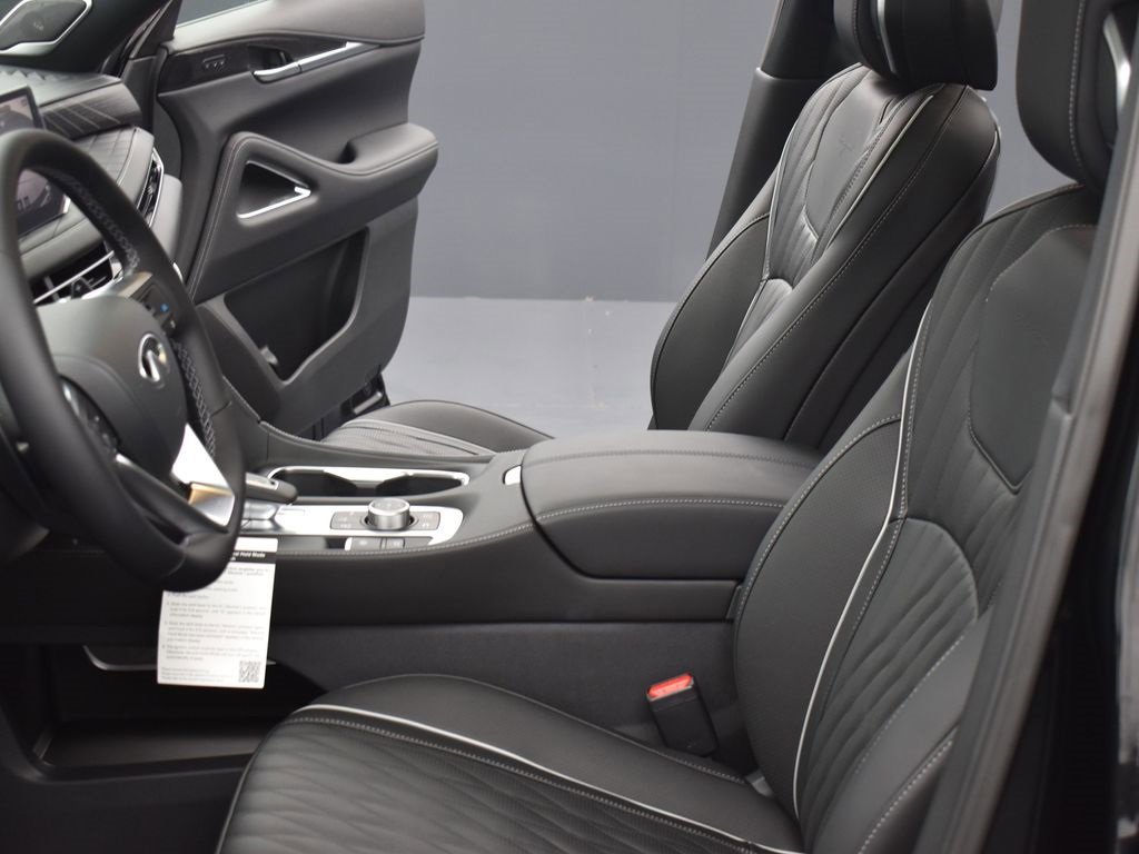 New 2026 INFINITI QX60 Autograph w/ Dark Cargo Package image 18
