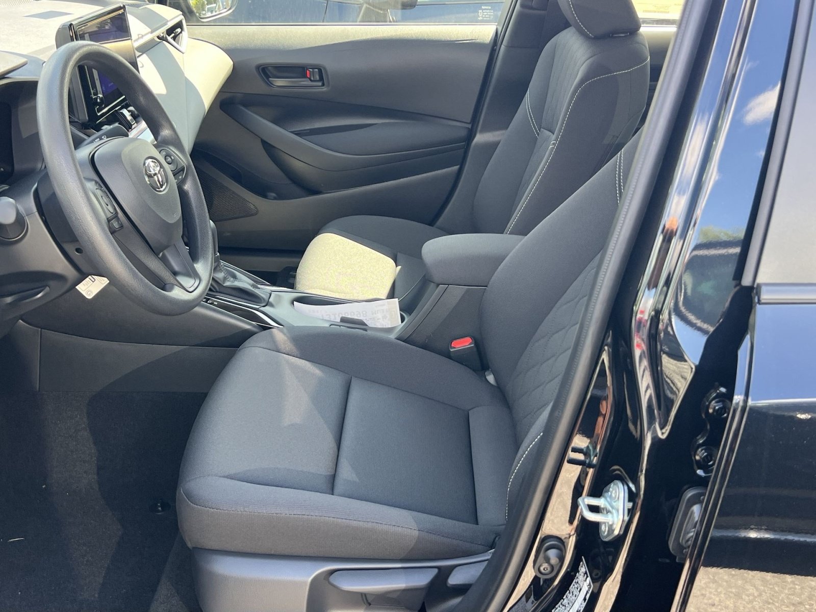 New 2026 Toyota Corolla LE w/ LE Premium Package FWD image 7