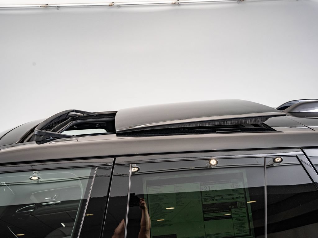 New 2026 Land Rover Range Rover SE AWD/4WD image 14