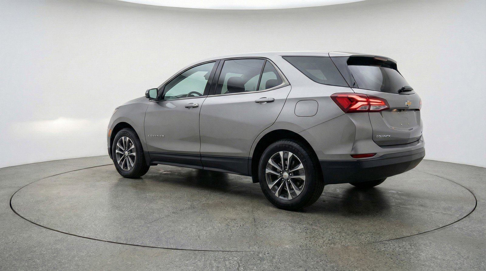 Used 2025 Chevrolet Equinox LT image 6